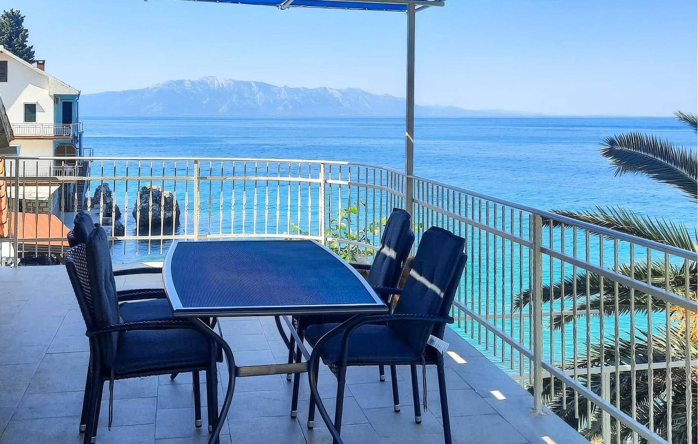 Foto 2 von 26: Gemütliche 2-Zimmer-Wohnung mit Terrasse, WLAN und Parkplatz in Küstennähe
