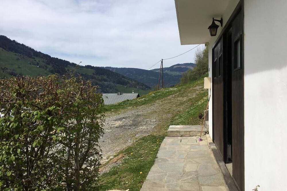 Foto 7 von 13: Parking, tv, 29m², Arêches-Beaufort