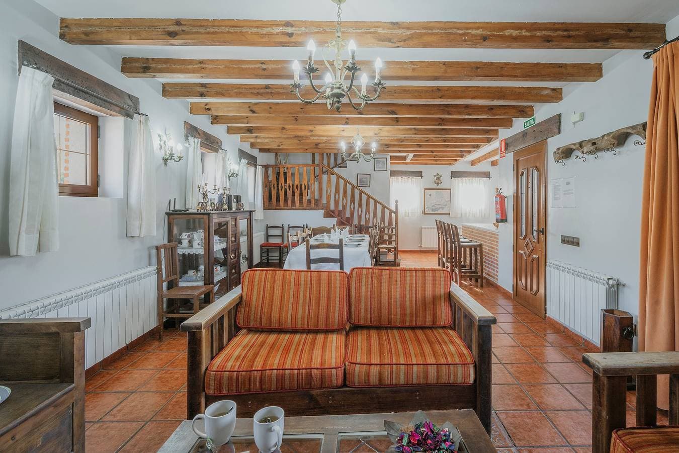 Foto 4 von 30: Finca 'Las Eras De Riofrio' mit Bergblick, privatem Pool und Wi-Fi