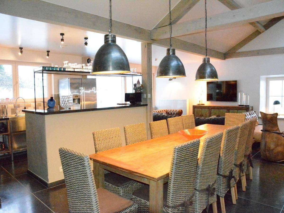 Foto 4 von 42: Four-Bedroom Holiday Home
