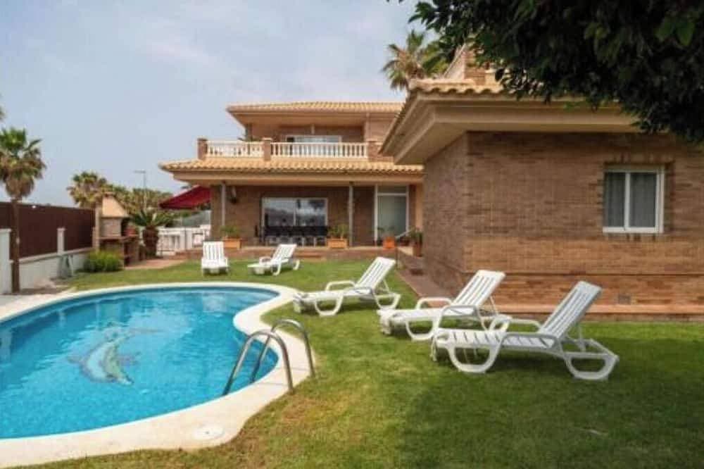 Villa Blended 1