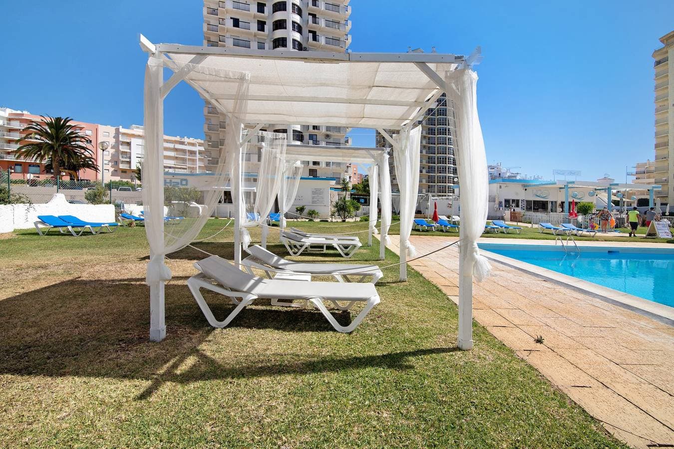 Foto 3 von 20: Apt. Estrela 606 direkt am Strand mit Meerblick, WLAN, Klimaanlage und Pool