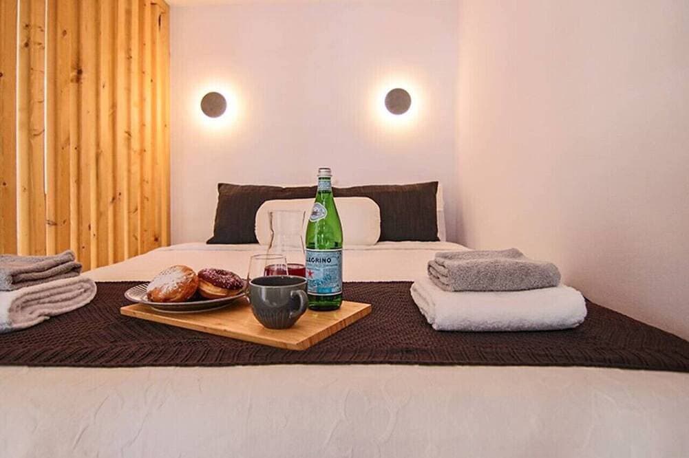 Foto 5 von 30: Phaedrus Living: Seaside Luxury Flat Athina 109