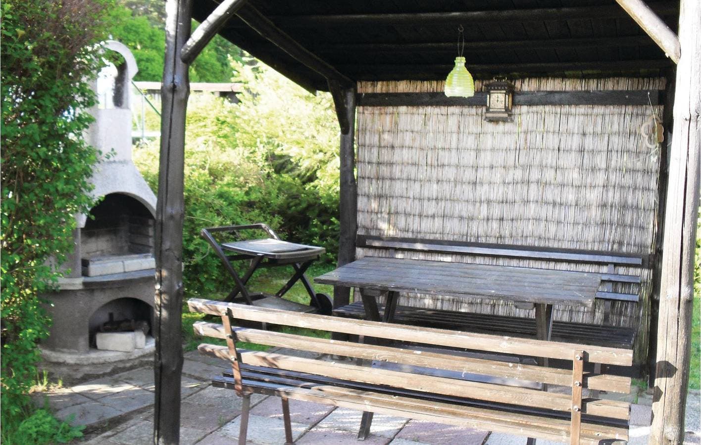 Foto 8 von 35: Rückzugsort am Fluss mit Terrasse und Parkplatz - 2,5 km nach Mildenitz