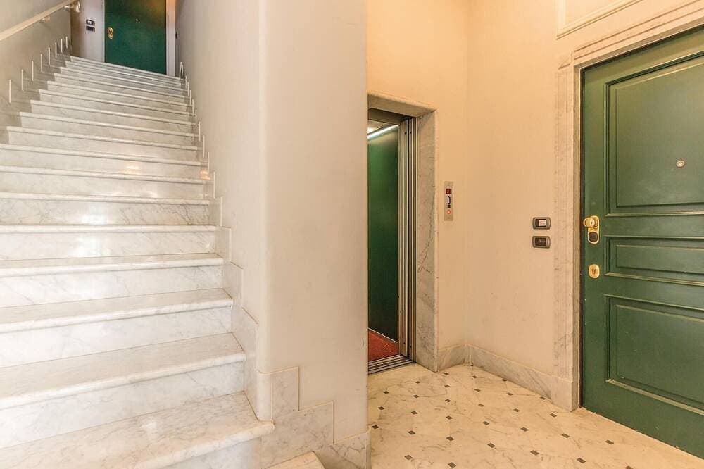 Foto 12 von 22: Schöne Wohnung in Rapallo Ge mit Außenpool