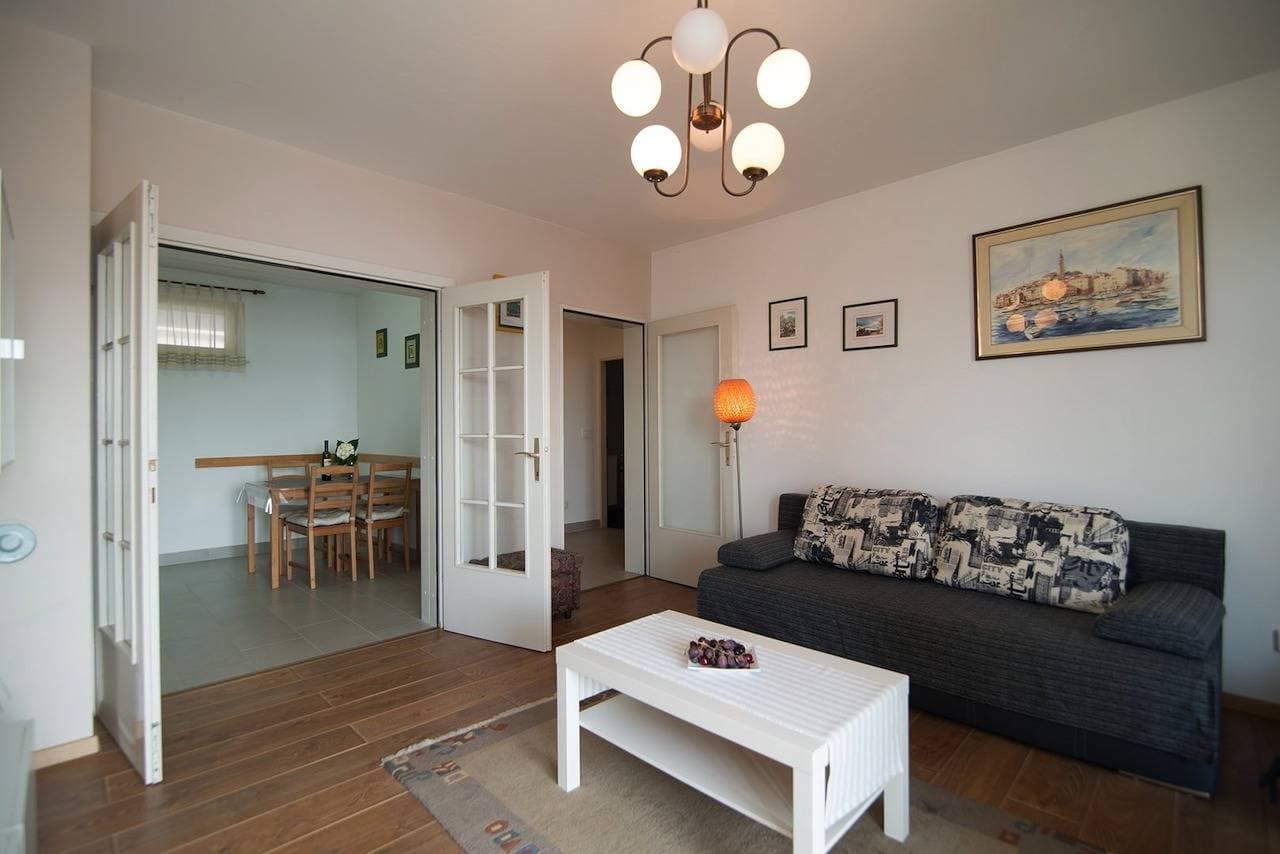 Foto 11 von 24: Ferienwohnung Vesna mit Meerblick