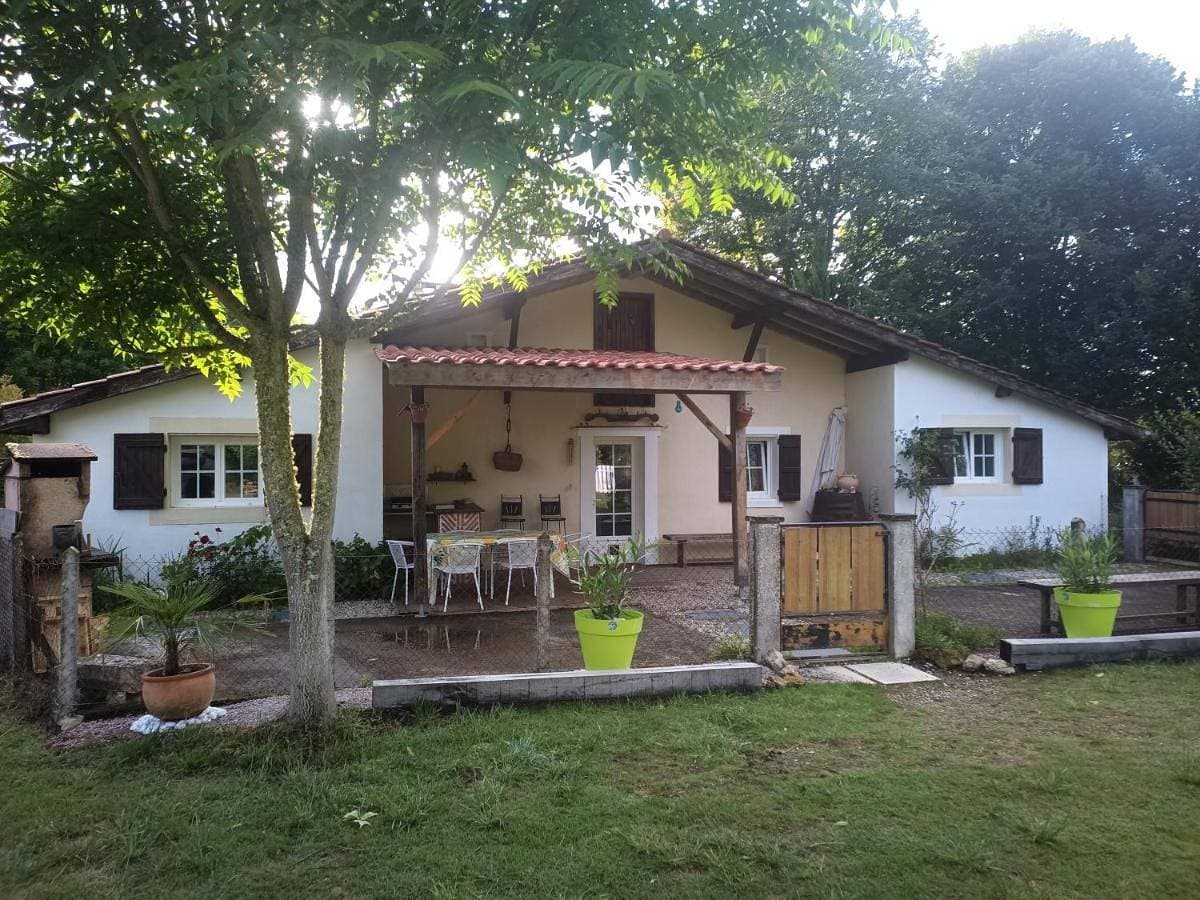 Foto 2 von 38: Four-Bedroom House