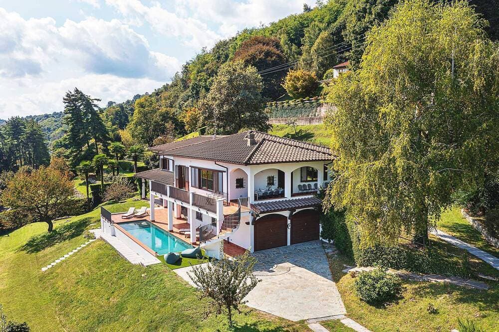 Foto 10 von 30: Einladende, attraktive Villa mit Pool und Blick auf den Lago! - Villa Mirella