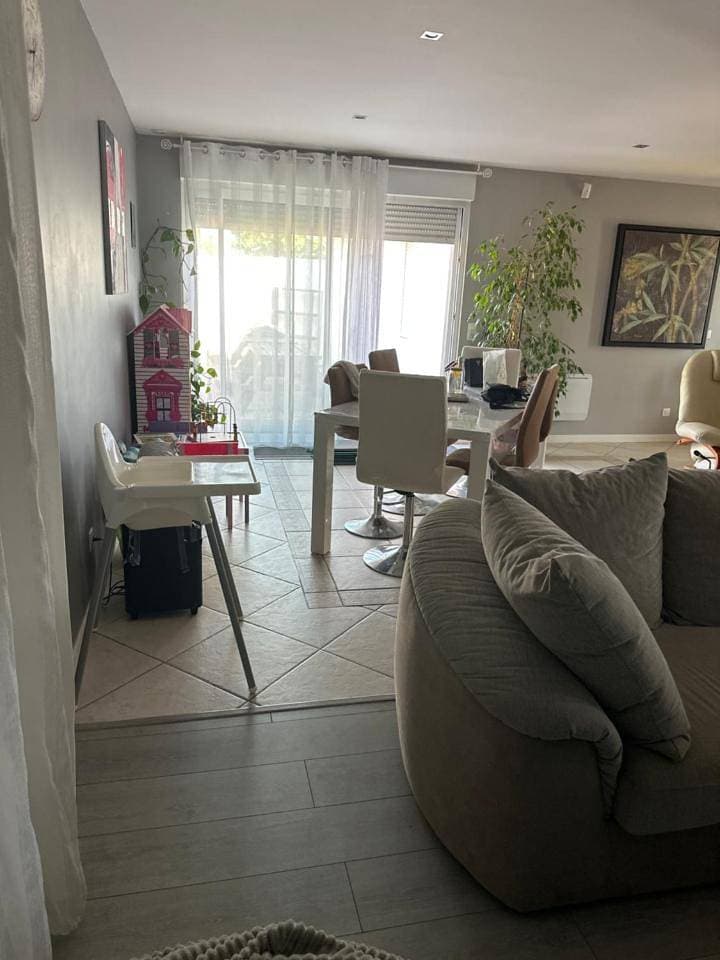 Foto 11 von 39: Three-Bedroom Holiday Home