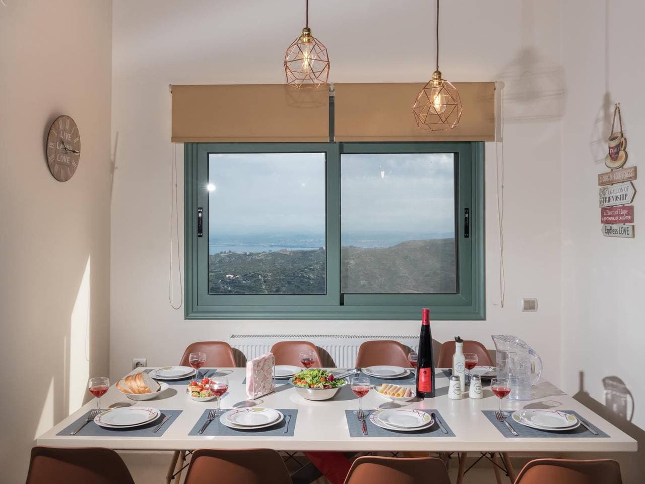 Foto 7 von 44: Villa für 8 Personen mit Terrasse