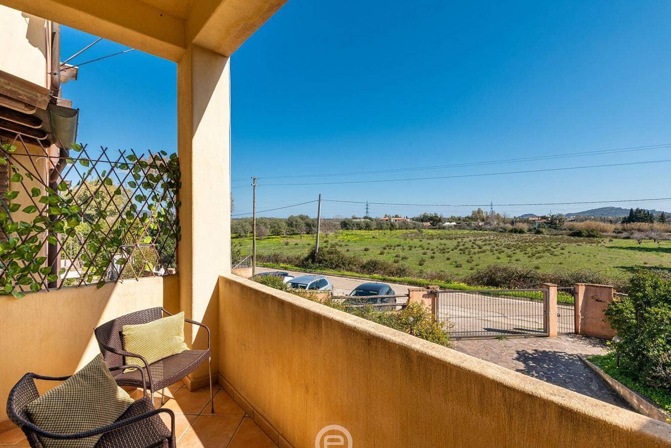 Foto 4 von 28: Ferienhaus für 2 Personen mit Balkon/Terrasse