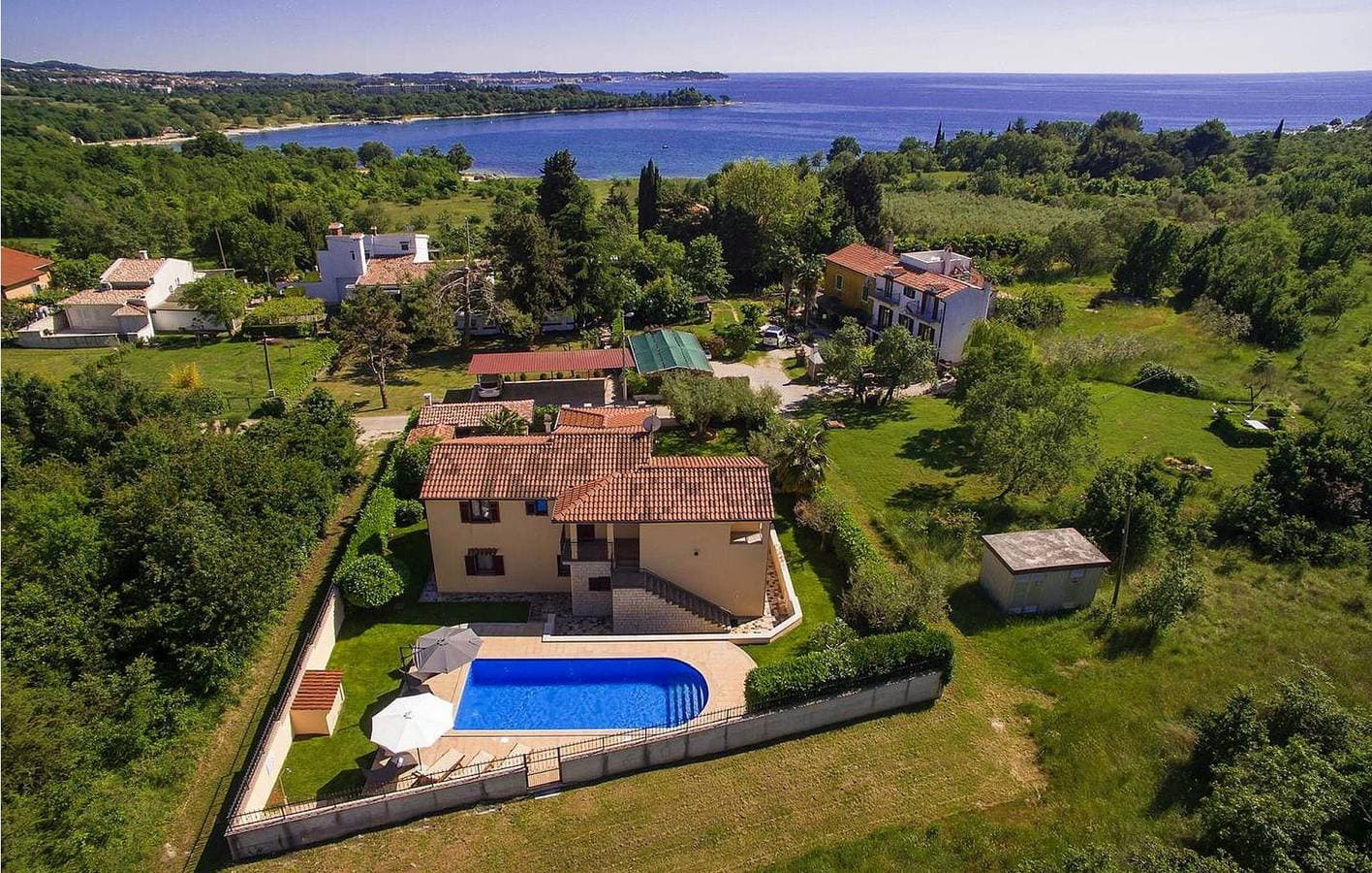 Charmante Ferienwohnung mit Pool, Terrasse und nur 600 m vom FKK-Strand entfernt 1