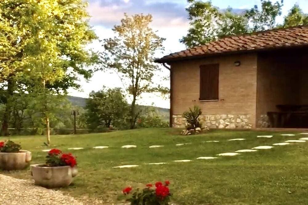 Foto 10 von 30: Typical Tuscan Cottage with swimming pool and park, five minutes from San Galgano