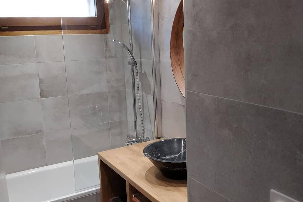 Foto 4 von 25: Charmante Wohnung 40 m2 / 4 p klassifiziert 3 *** alten Bezirk Alpe, herrliche Aussicht