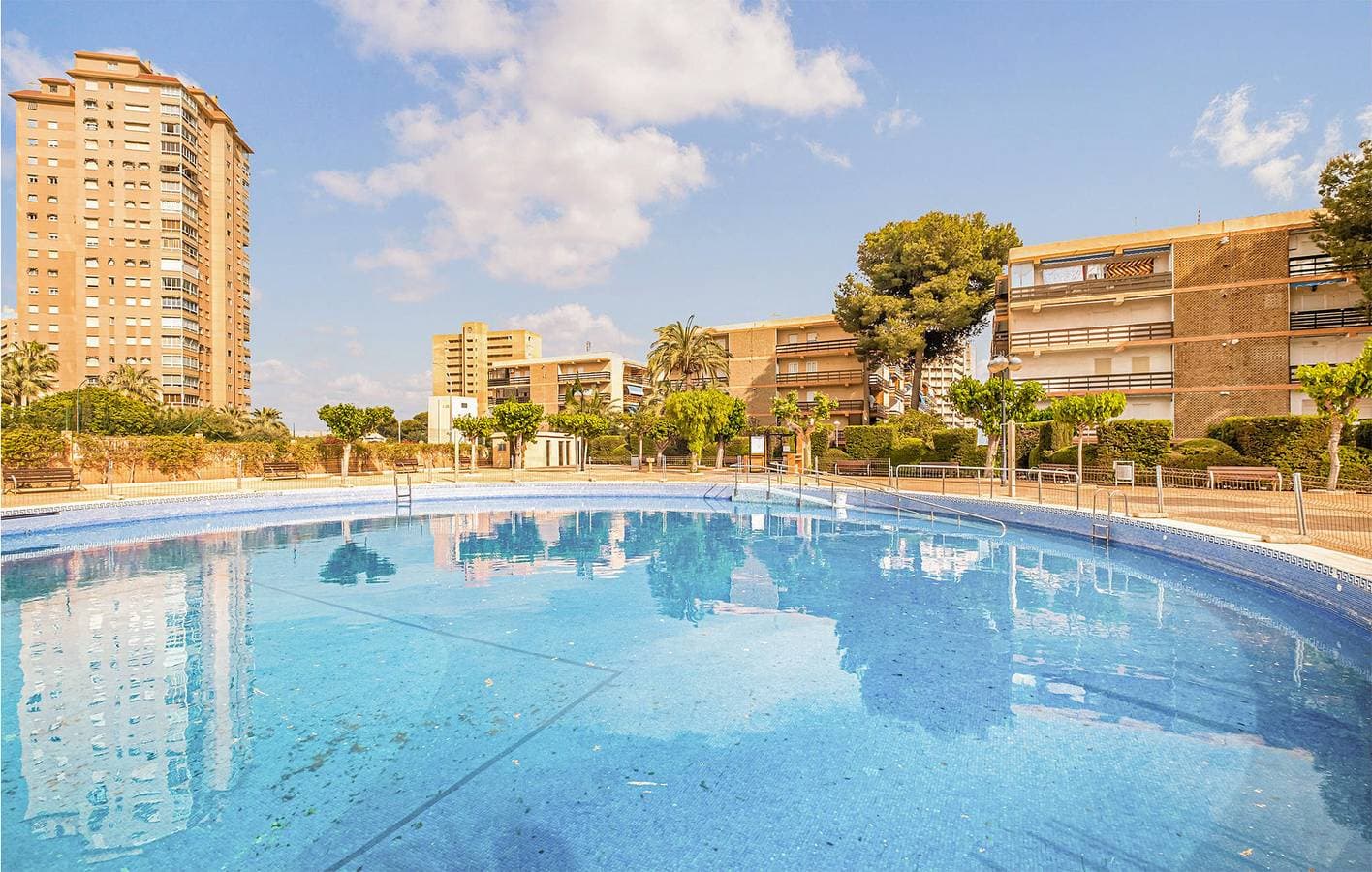 Apartment mit Meerblick, Pool und Terrasse 1