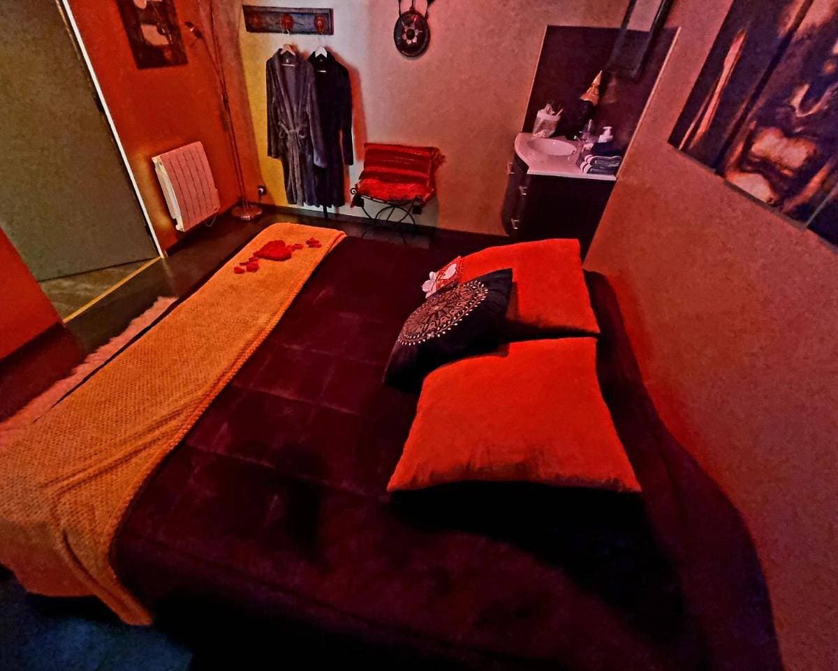 Foto 9 von 9: King Room with Spa Bath