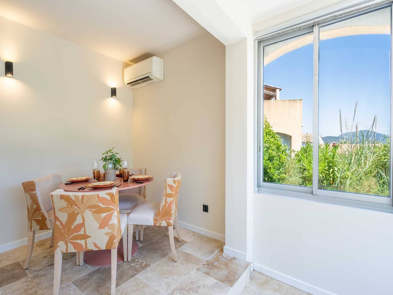 Foto 7 von 21: Modernes Haus mit Klimaanlage und Pool, 1 Schlafzimmer/2 Bäder - Cogolin