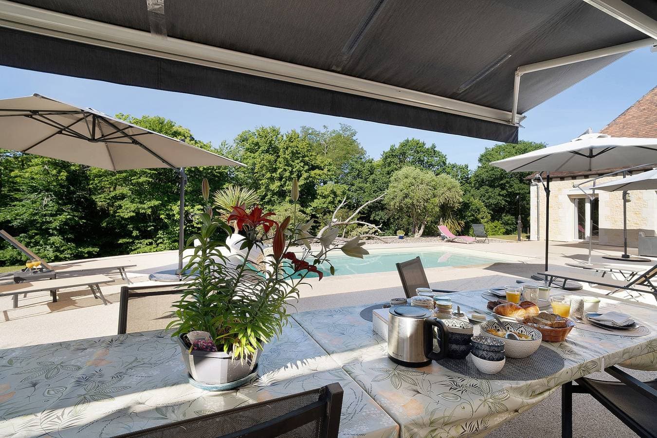 Foto 5 von 34: Zimmer Coucou – Anwesen mit Pool