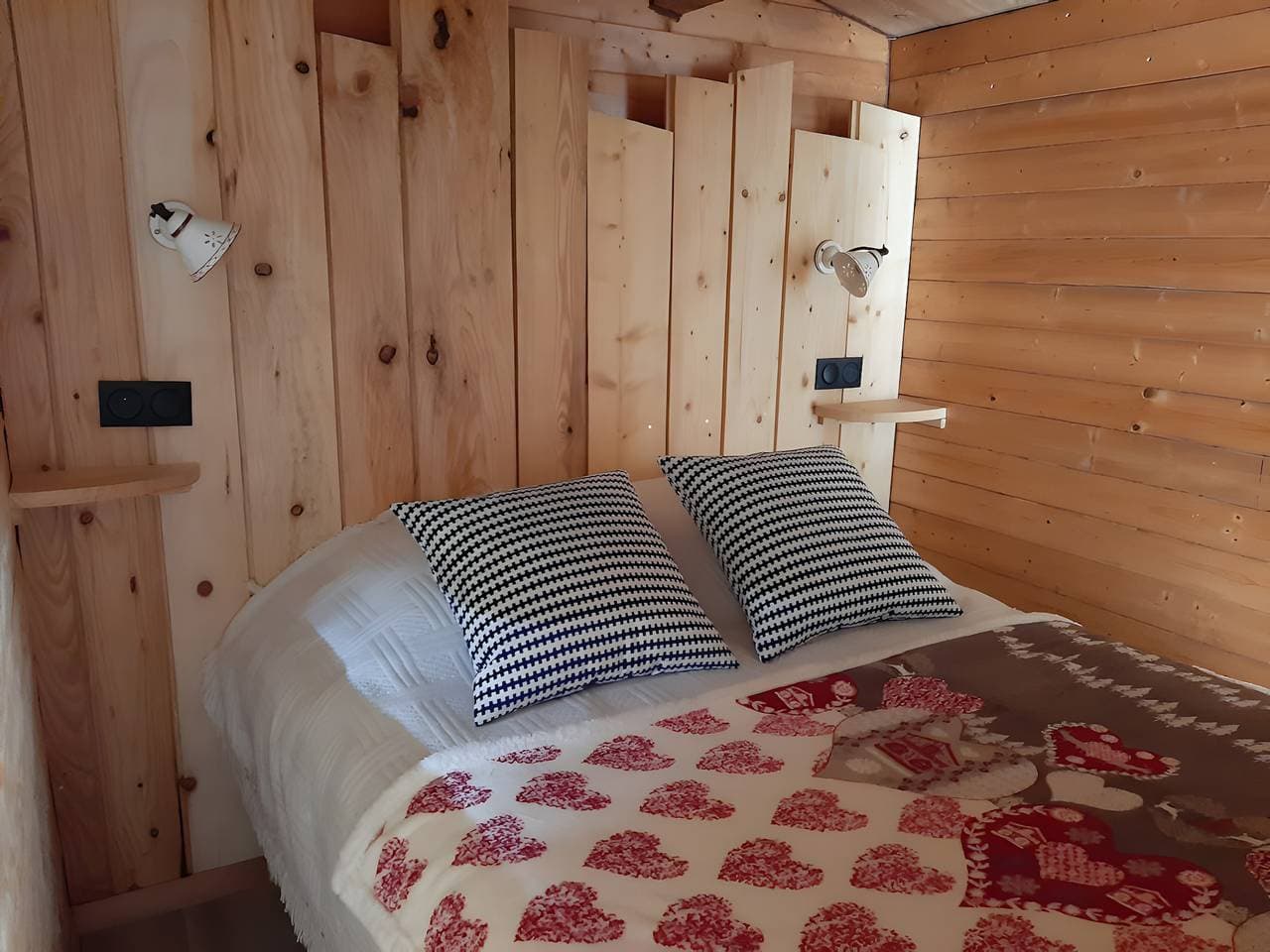 Foto 5 von 28: Ferienhaus auf dem Bauernhof – Chalet zur Übernachtung