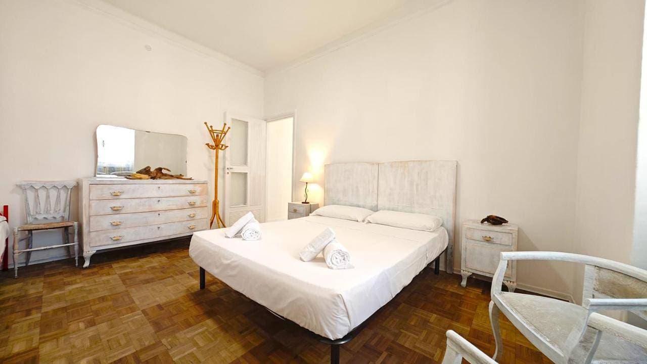 Hostdomus - La Nassa Apartment 1