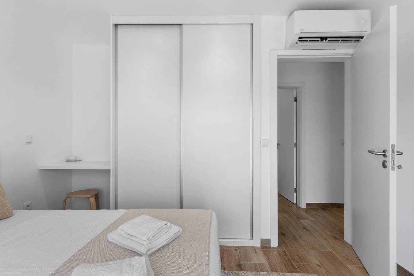 Foto 13 von 33: Ferienhaus 'Refugio Das Vinhas' mit Bergblick, Wi-Fi und Klimaanlage