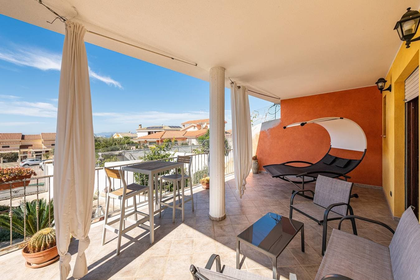 Foto 3 von 28: Ferienhaus "Villetta Capitana Vista Mare" mit Garten und WLAN
