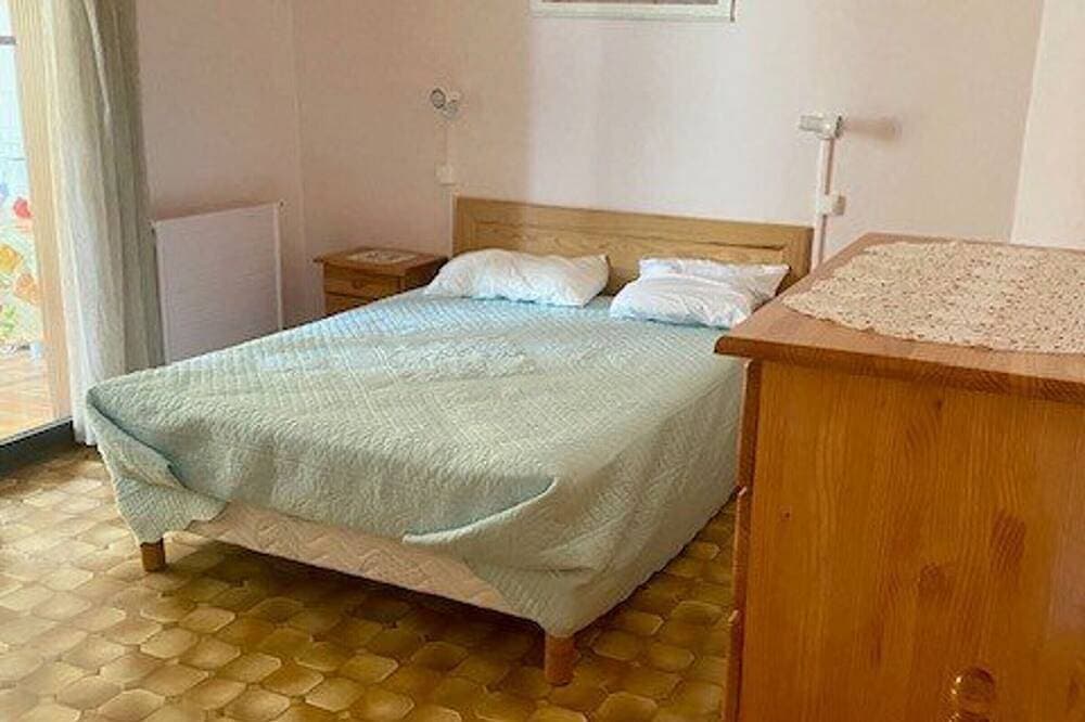 Foto 3 von 10: Gemütliche 68m² Wohnung mit Terrasse, 5 Schlafplätzen, Garage und WLAN in Amélie-les-Bains