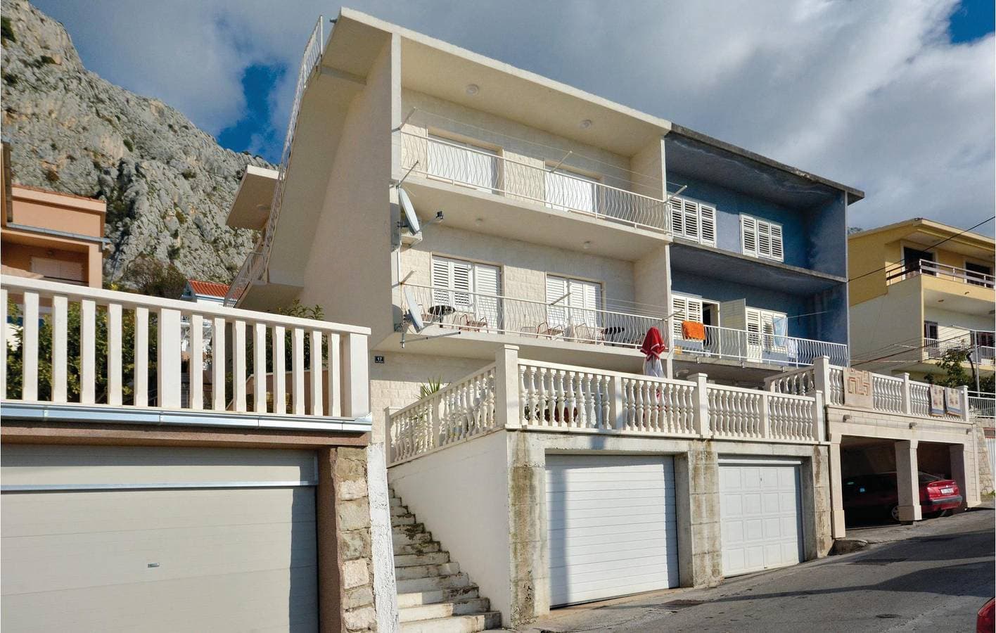 Gemütlich, nur 1 km vom Strand entfernt: Modernes Apartment mit Terrasse und voll ausgestatteter Küche 1