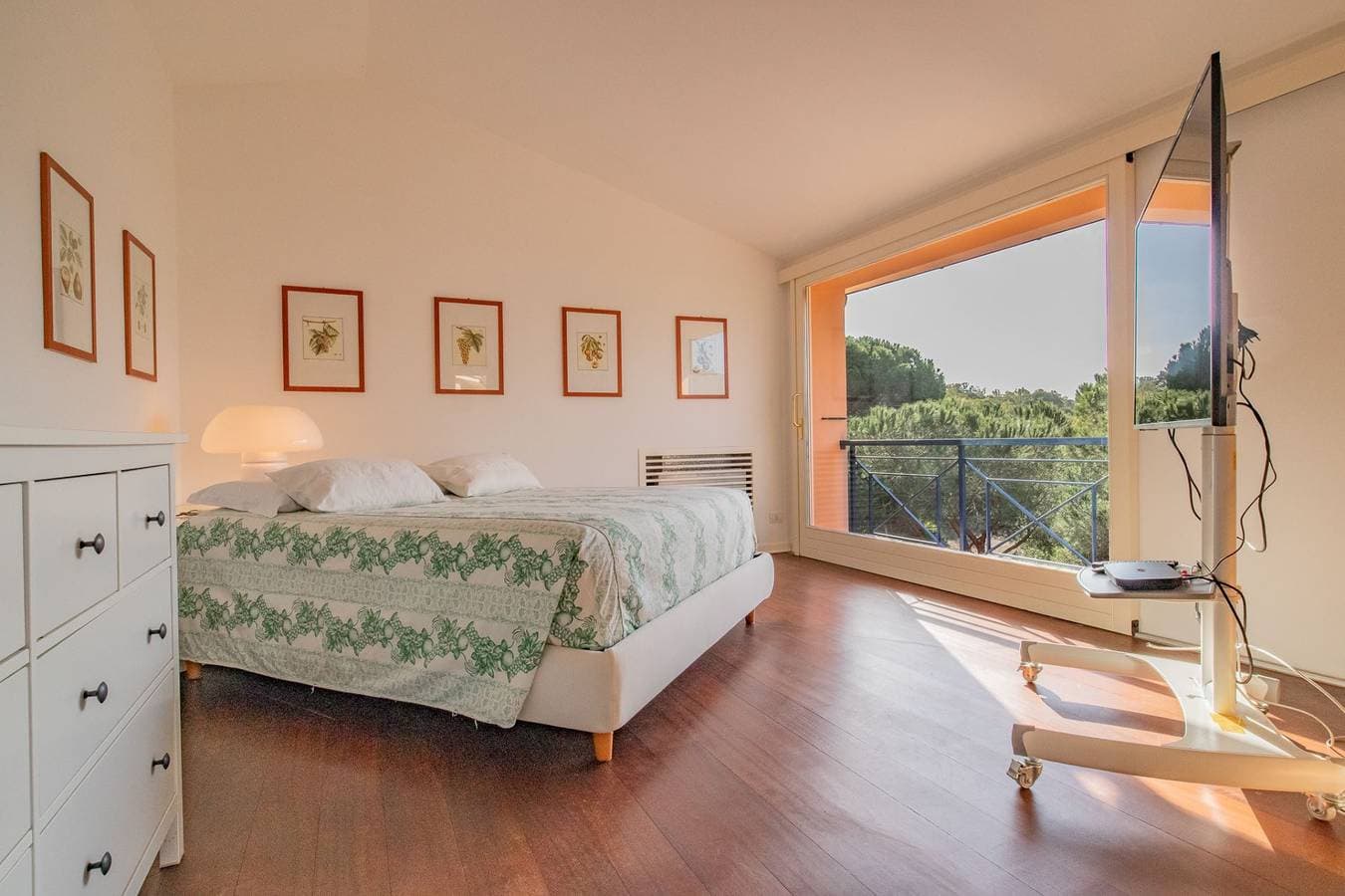 Foto 9 von 107: Villa für 10 Personen mit Garten