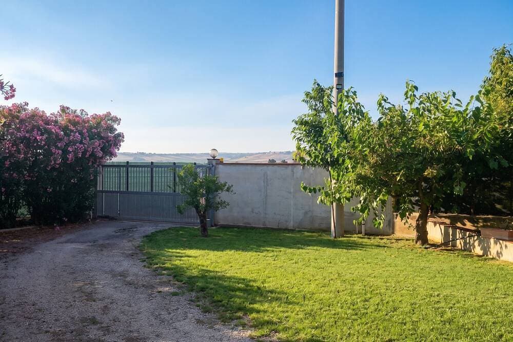 Foto 8 von 27: Homerez - Charmante Wohnung Menfi 100 m² Meerblick