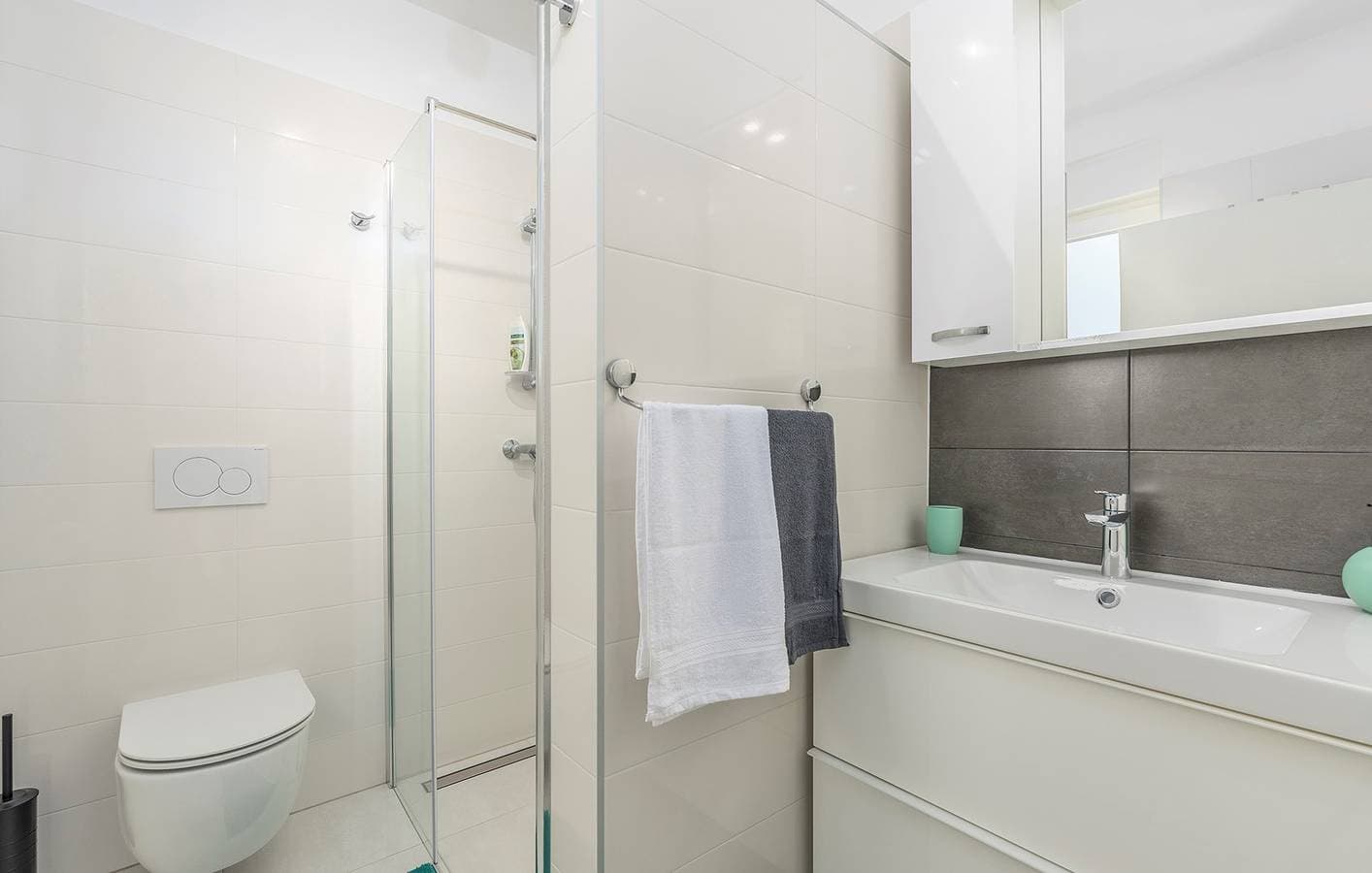 Foto 4 von 14: Standardzimmer Olivia mit eigenem Bad und Balkon