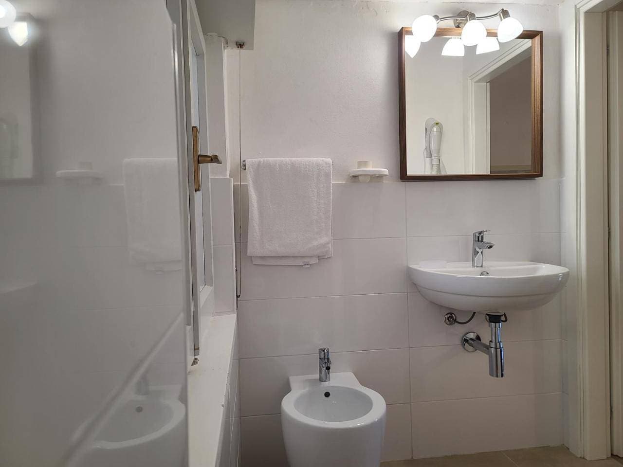 Foto 10 von 13: Studio with Sea View ( 2 Adults )