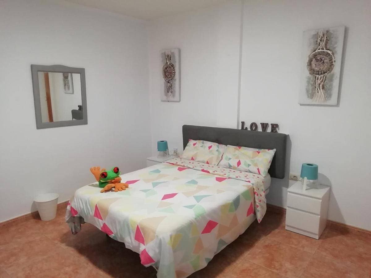 THREE BEDROOM APARTAMENT NEAR SANTA CRUz 1A 1