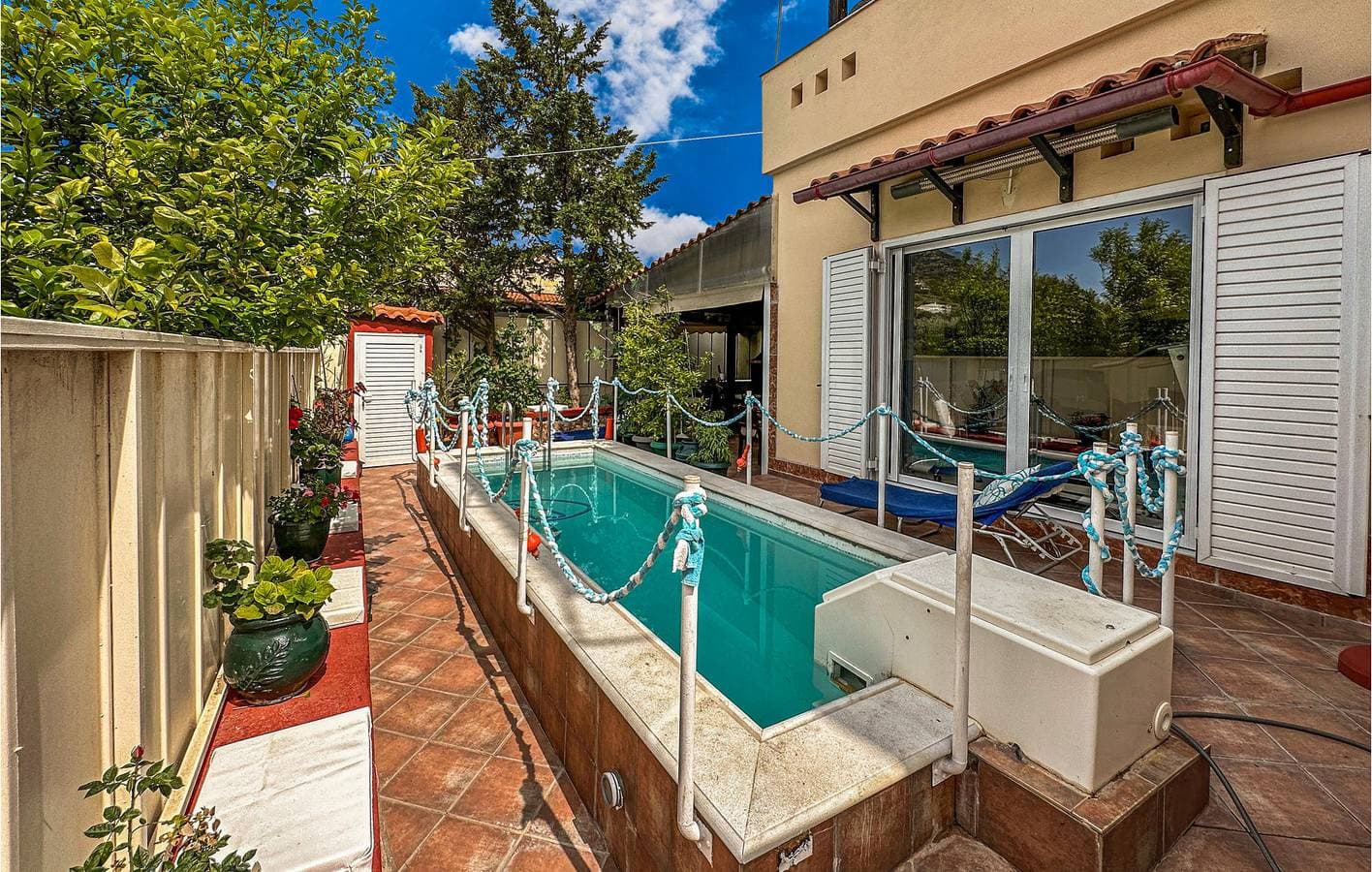 Foto 11 von 29: Apartment am Meer mit Pool und Terrasse – Agia Marina