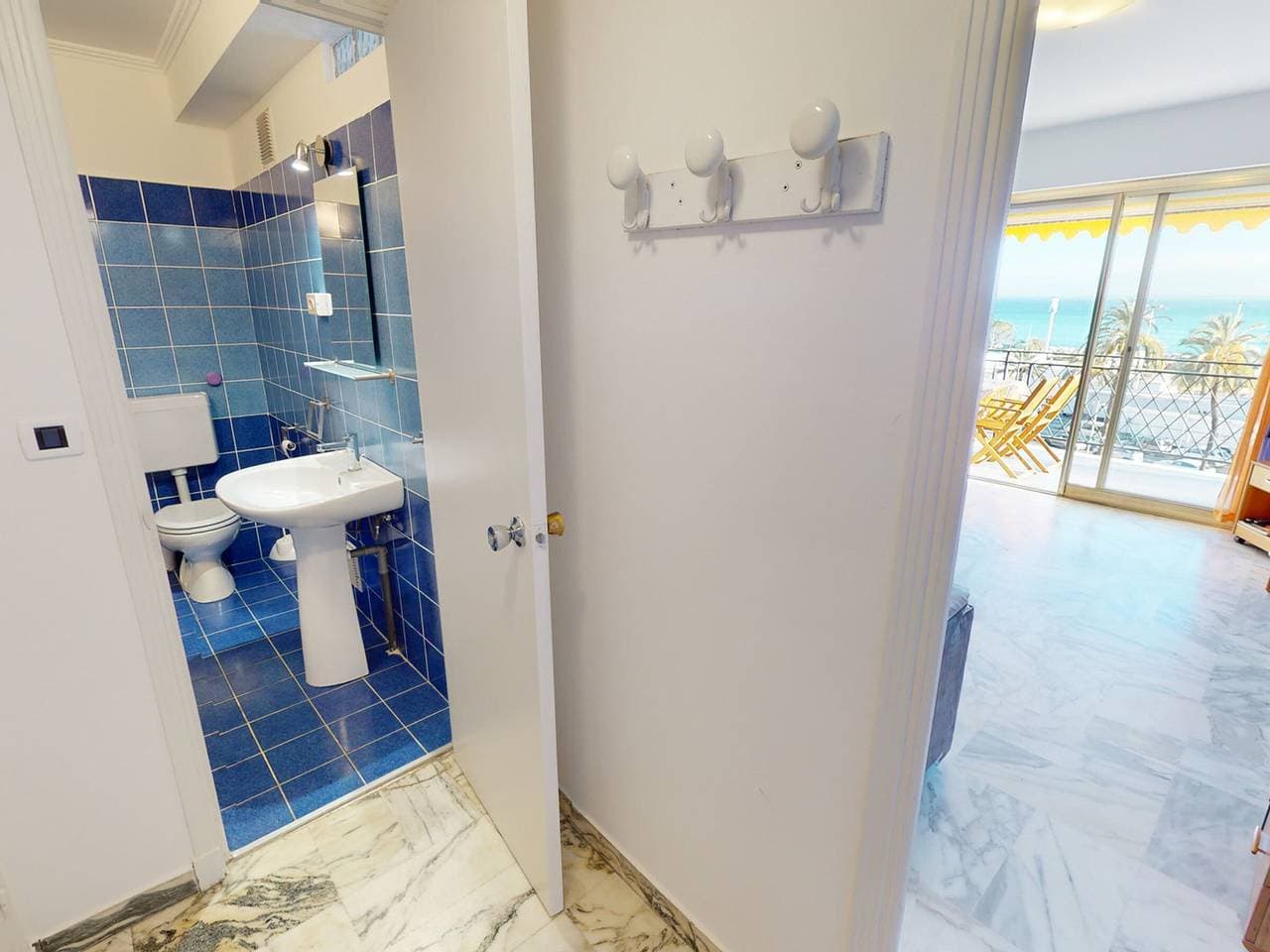 Foto 4 von 18: Klimatisiertes Studio in Menton, Meerblick