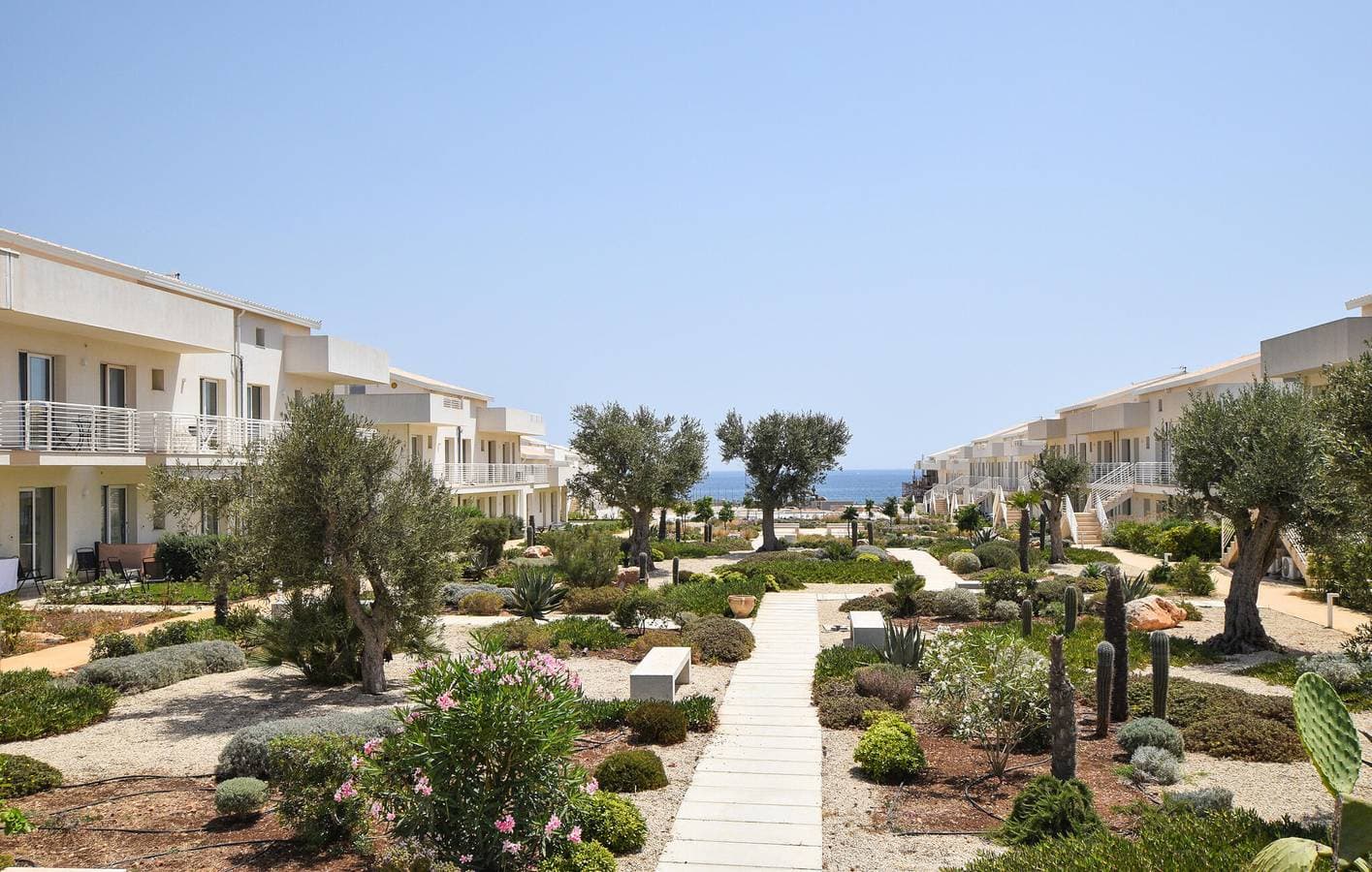 Apartment mit Meerblick, Parkplatz und AC, 2,5 km zum Strand 1