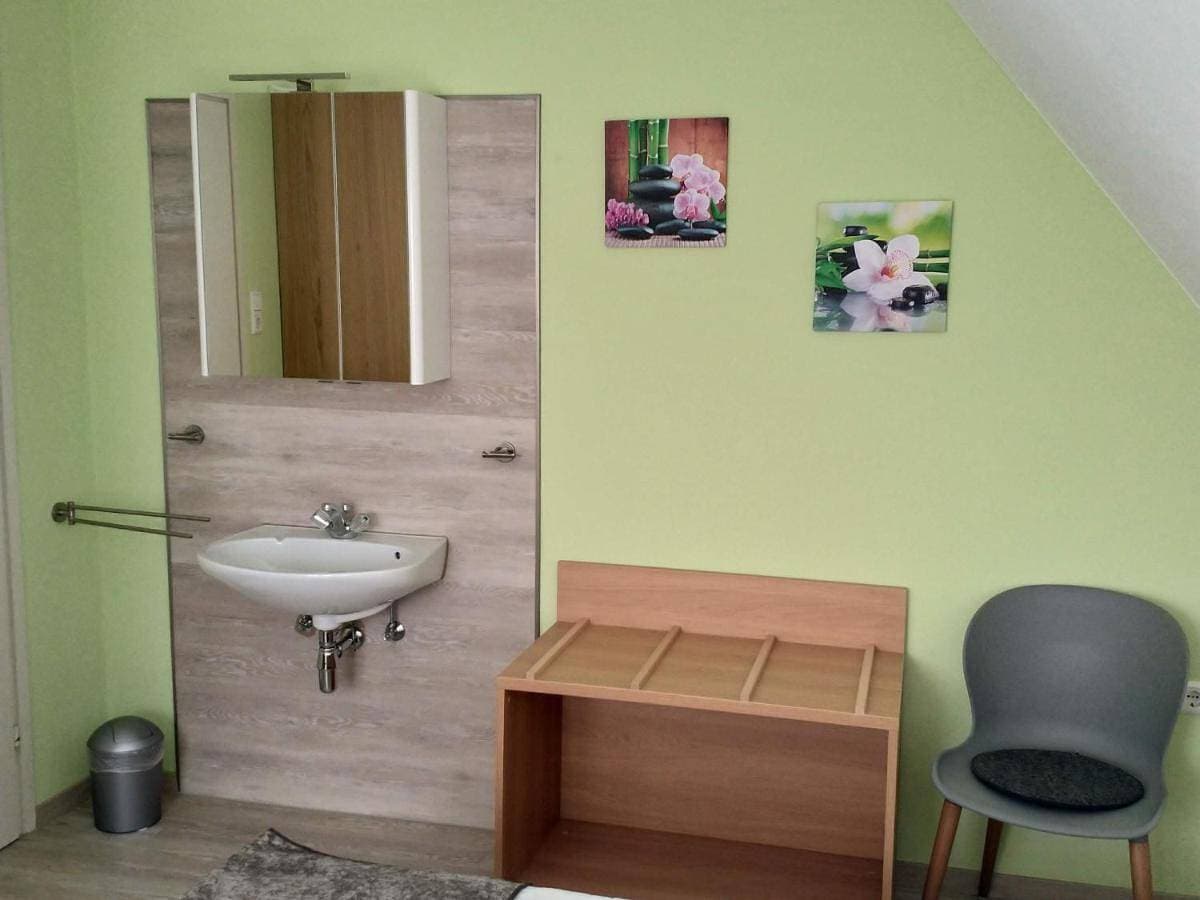Foto 5 von 22: Two-Bedroom Apartment with Balcony