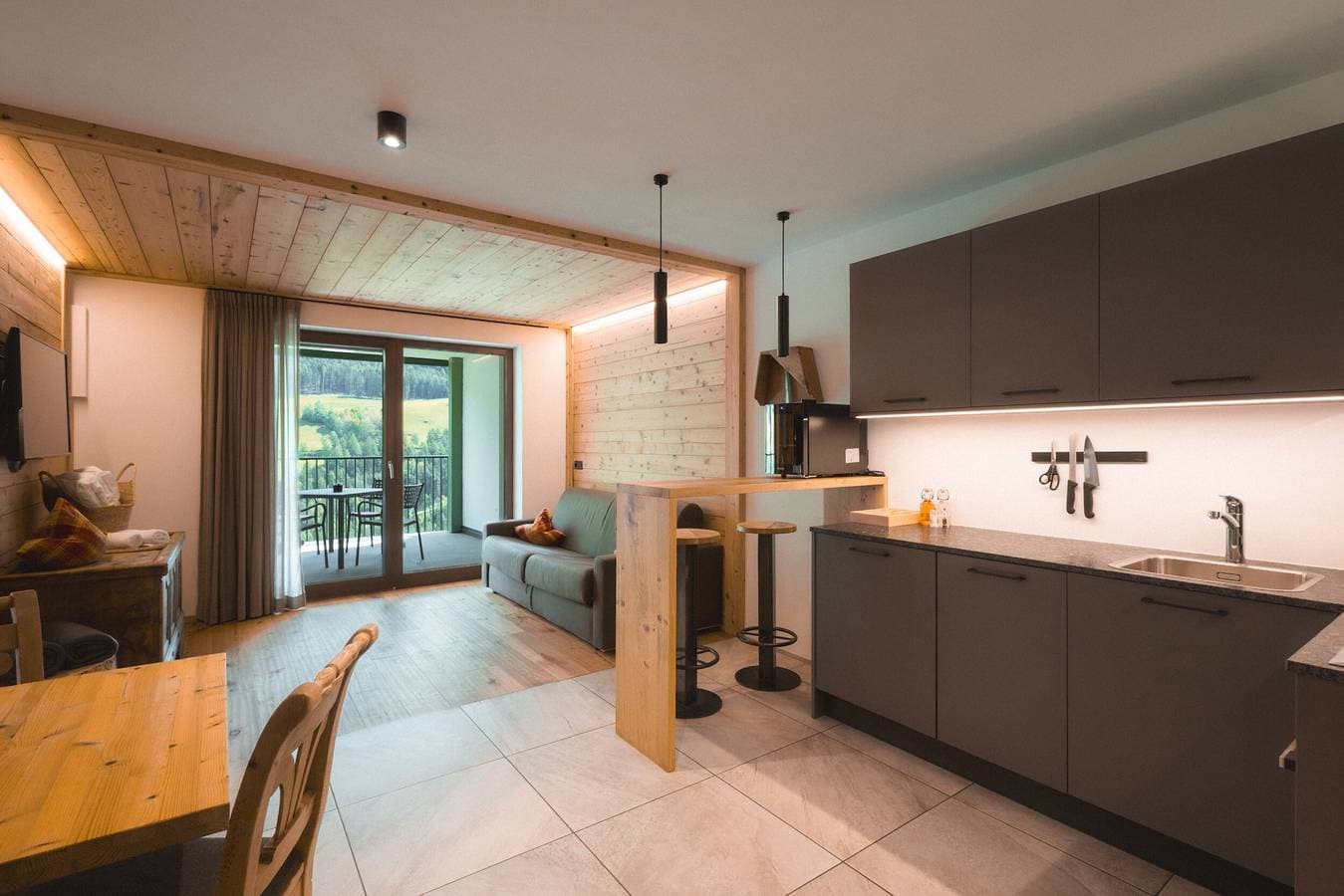 Foto 4 von 19: Ferienwohnung "Archehof Hochzirm Lodge Anna" mit Bergblick & Sauna