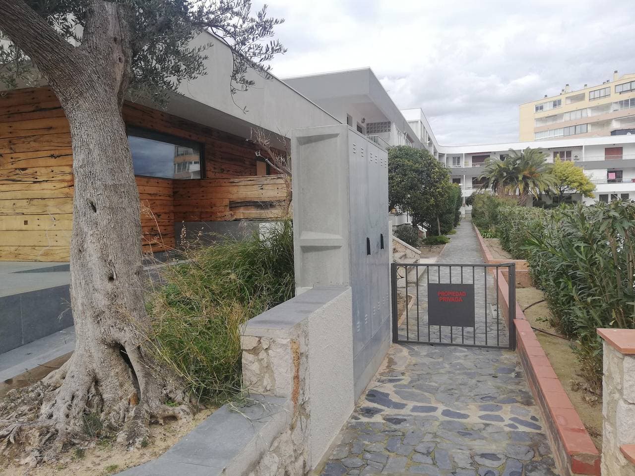 Foto 12 von 24: Gemütliches Studio, neu renoviert, 200m zum Strand, mit privatem Parkplatz und Klimaanlage.