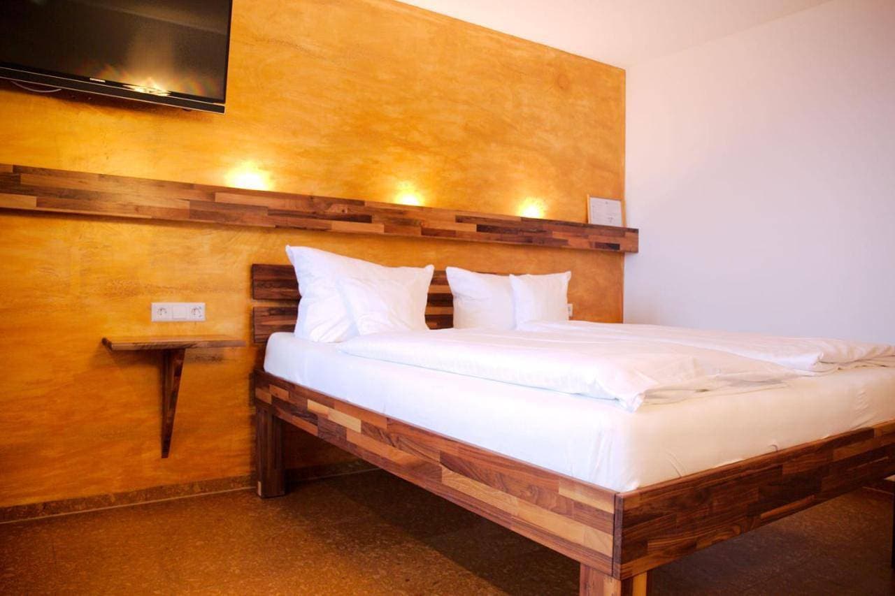 Foto 5 von 25: Double Room with Balcony