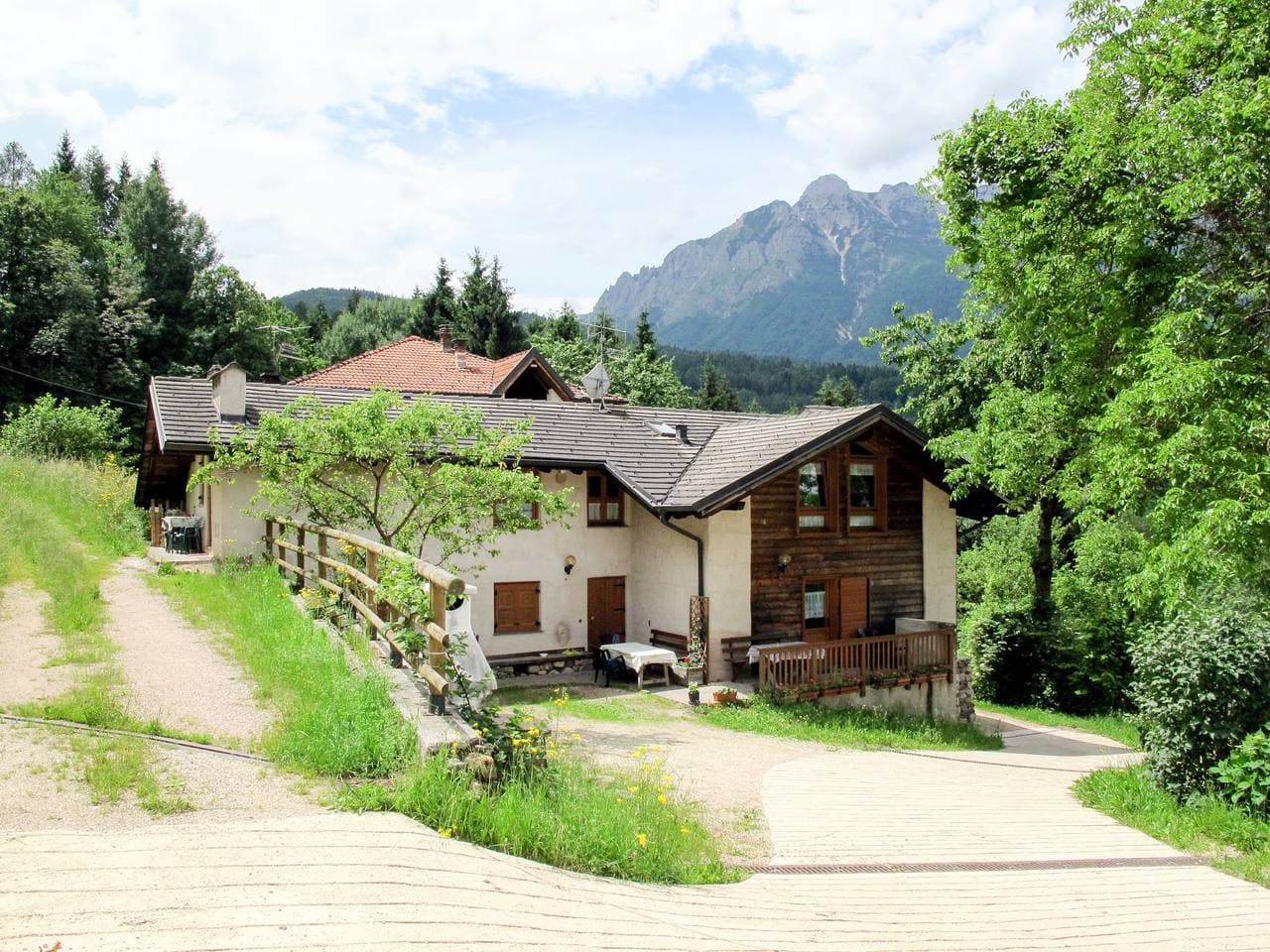Calceranica: Gemütliches, rustikales Dreifamilienhaus Maso Marini 1