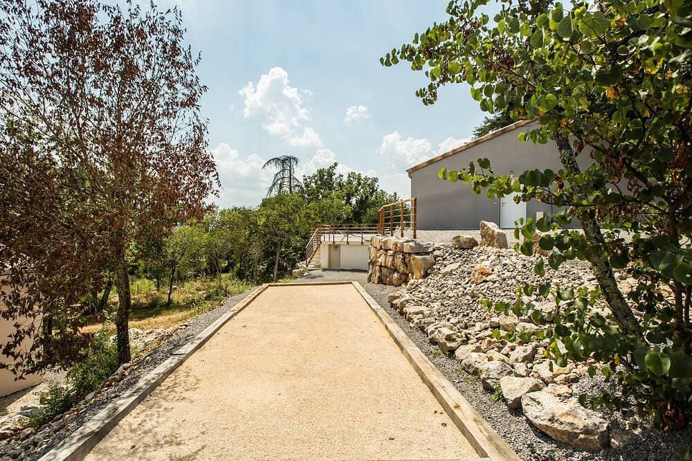 Foto 9 von 27: Saint Alban Auriolles, klimatisierte Villa mit privatem Pool für 6 bis 8 Personen