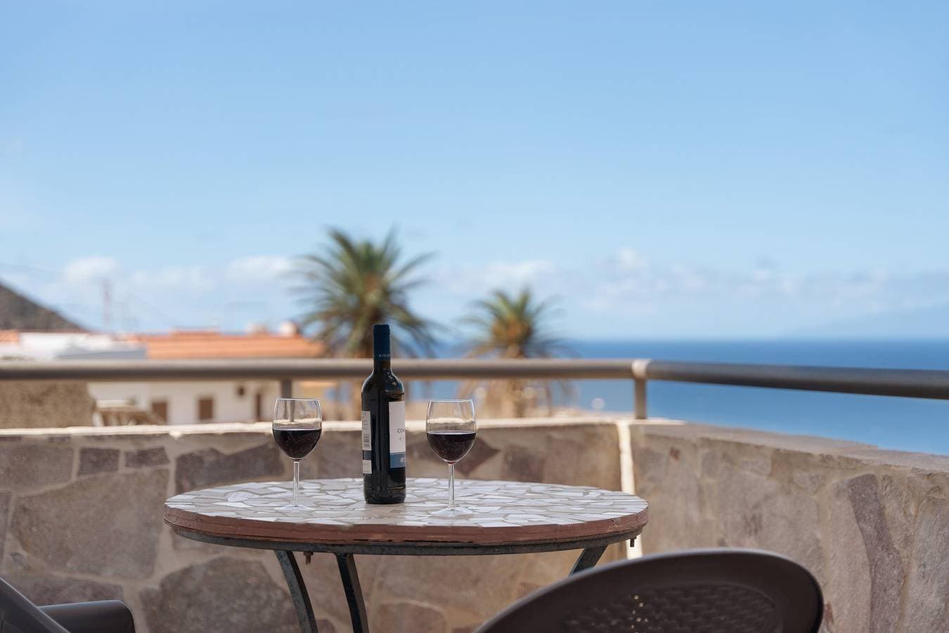 Foto 2 von 30: Vv La Era mit Meerblick, privater Terrasse, WLAN und Klimaanlage