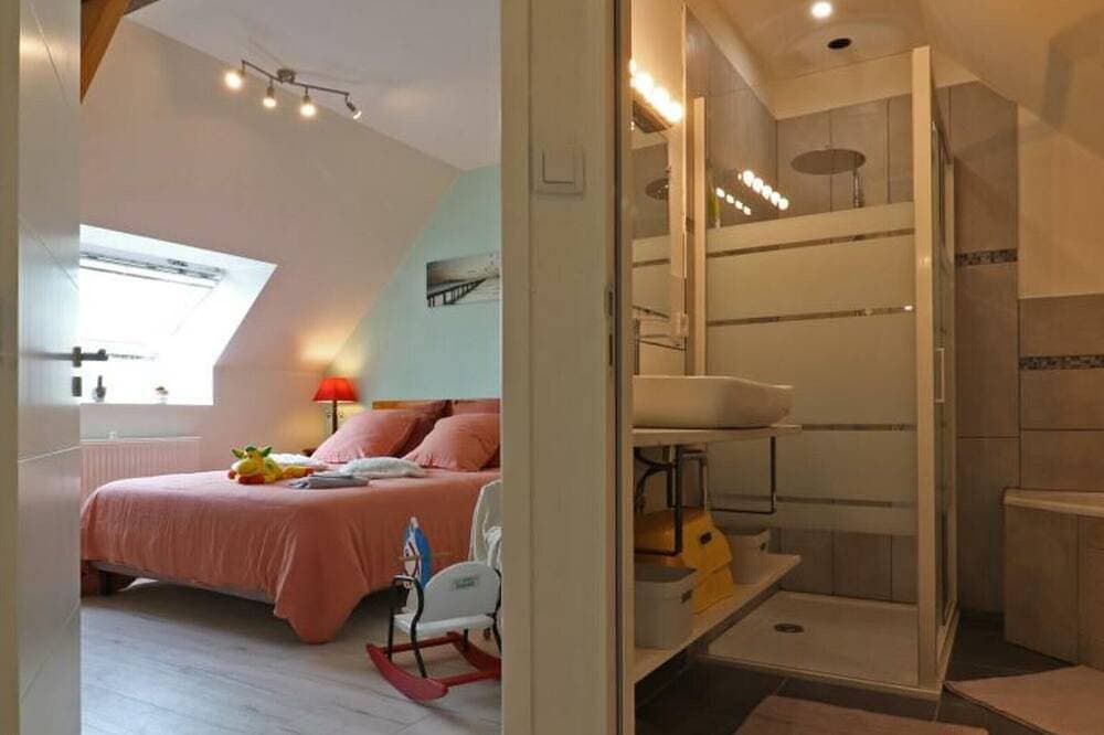Foto 9 von 13: Großes Familienhaus mit Sauna und Garten