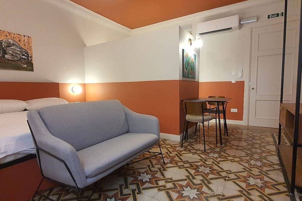 Foto 2 von 12: Capital Central Suites No3 - Cikka