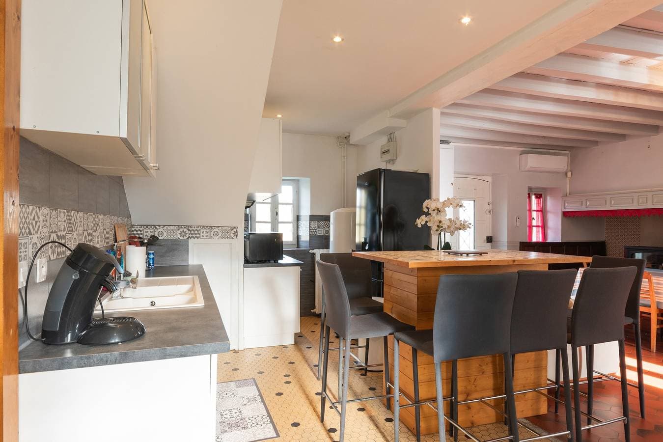 Foto 6 von 38: La Maison Du Soleil – L'aulhère, Jacuzzi 6 Pers., Terrasse & Klimaanlage