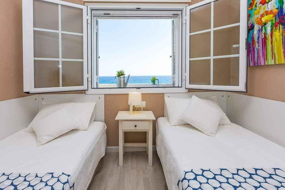 Foto 5 von 24: Haus steil, 30 m Strand, TV, WIFI, Parkplatz und Pool
