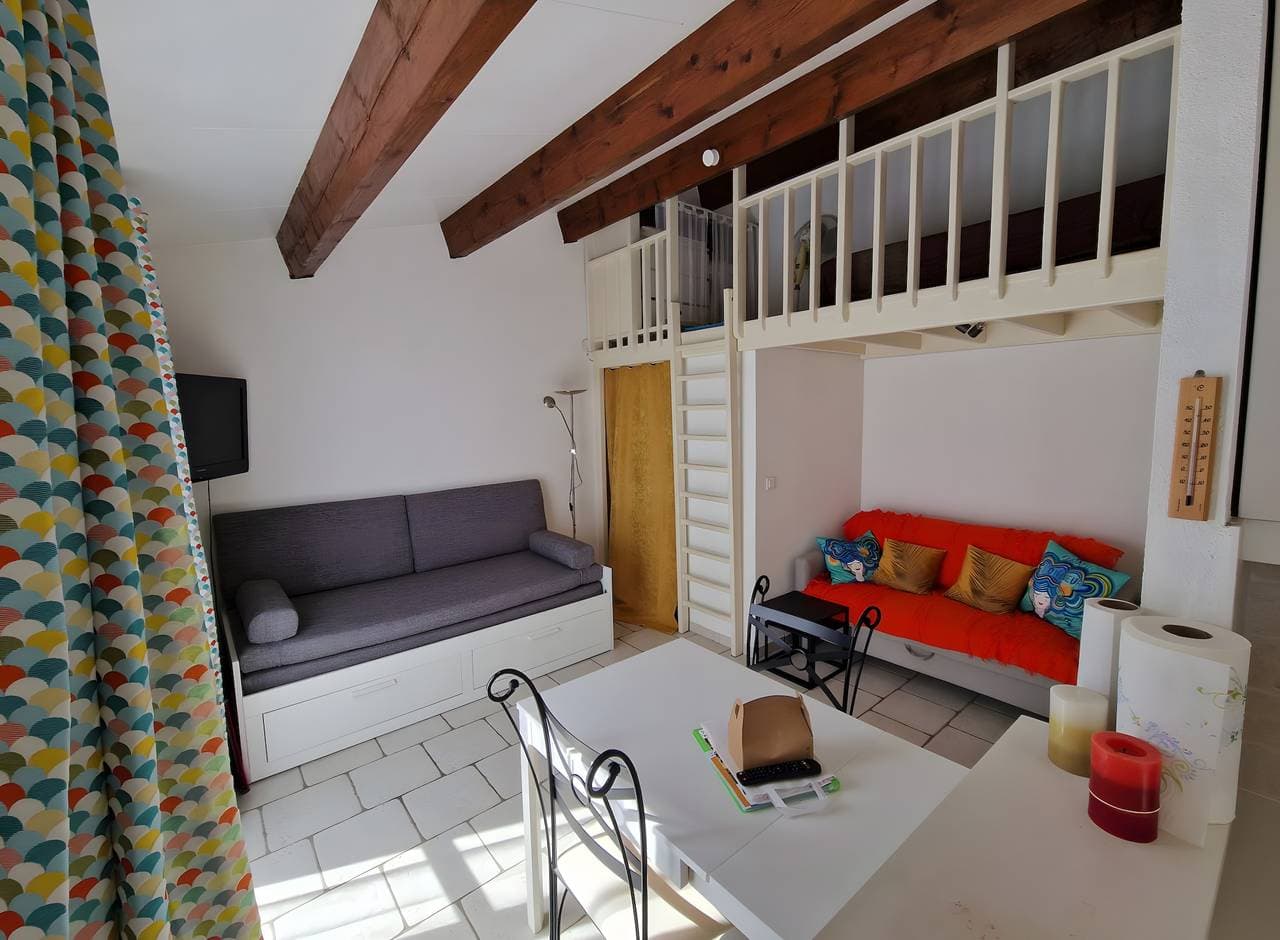 Foto 5 von 29: Studio „La Bonbonnière“ mit Bergblick, Pool und gemeinschaftlichen Gärten