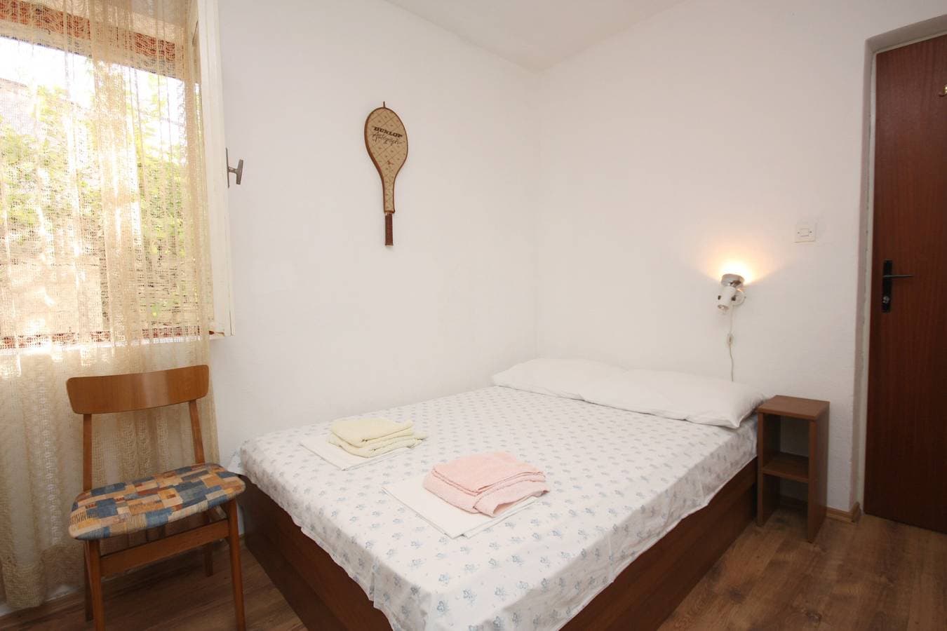 Foto 11 von 17: 2-Zimmer-Ferienwohnung mit Balkon und Meerblick Maslinica, Solta -a
