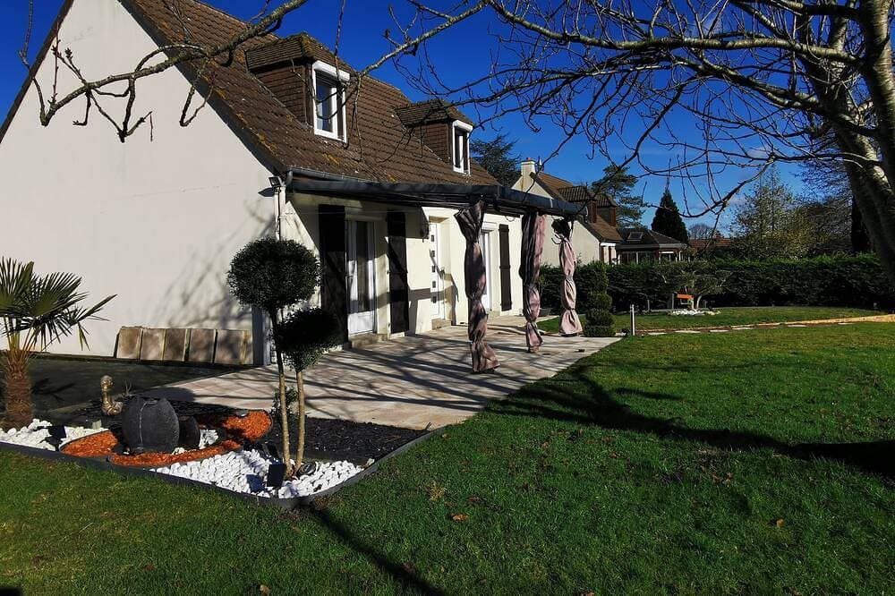 Quiet House 10 Km From St Lo 1